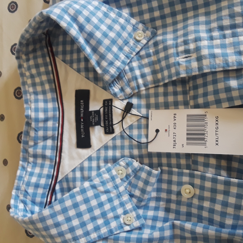 Tommy Hilfiger Men 2xl Blue and White Casual Button Down Shirt
